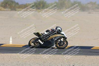 media/Dec-07-2024-CVMA (Sat) [[21c5f1ef85]]/Race 4-Formula Middleweight/